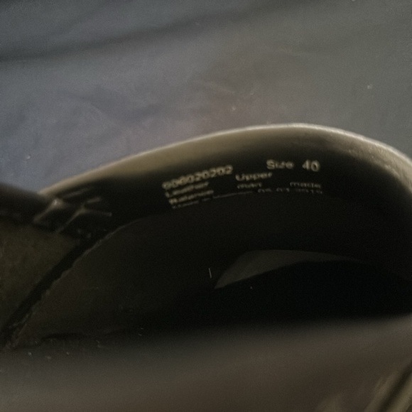 Dansko black leather with flower patterns size 40. - Picture 8 of 12